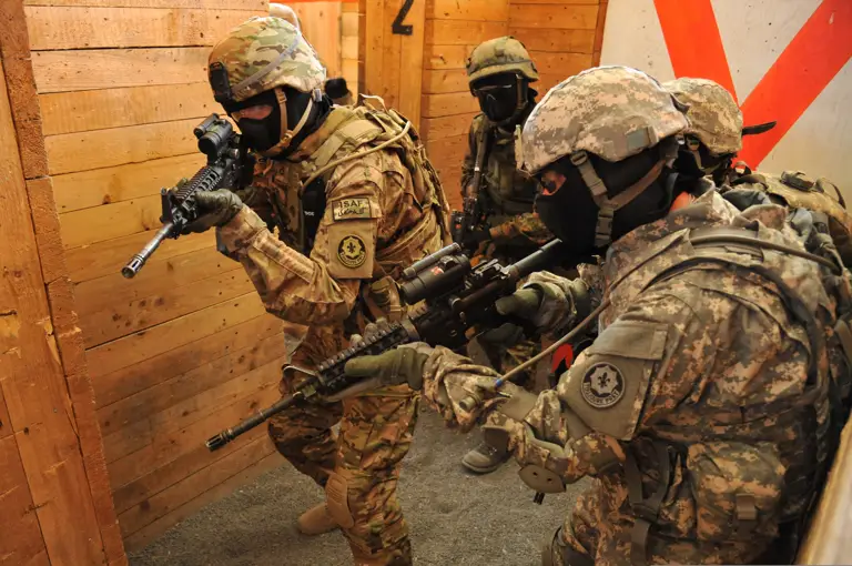 PUBG es el juego Battle Royale más vendido, con 42 millones de copias, y revolucionó el género con su enfoque táctico y realista.