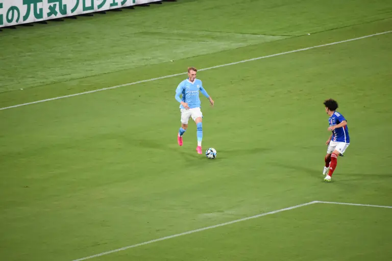 Cole Palmer, con 22 goles para el Chelsea FC, se consolidó como una de las estrellas emergentes más prometedoras de la Premier League.