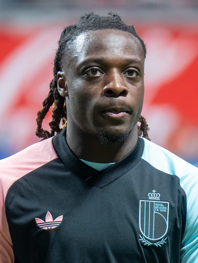 Jérémy Doku xếp hạng 2 với 7,3 điểm sáng tạo sau vòng bảng World Cup 2026, nổi bật với khả năng dribbling và bứt tốc gây nguy hiểm liên tục cho hàng thủ đối phương.