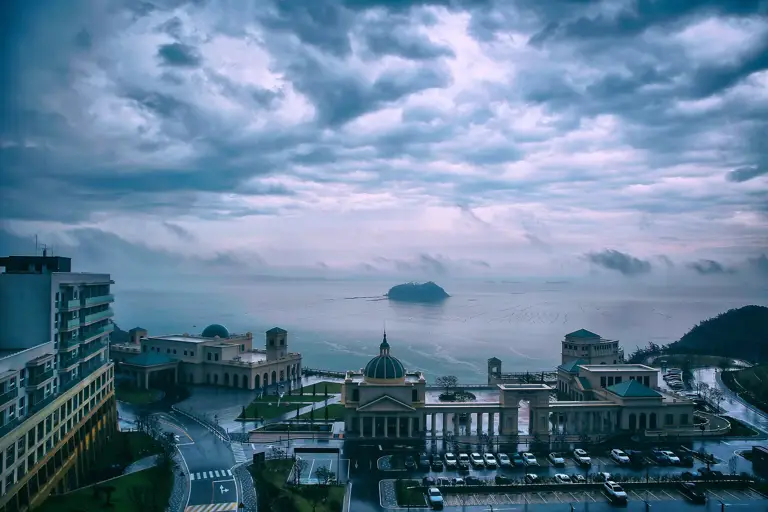 Corea del Sur invirtió 46.4 mil millones en defensa para enfrentar amenazas de Corea del Norte y fortalecer su disuasión.