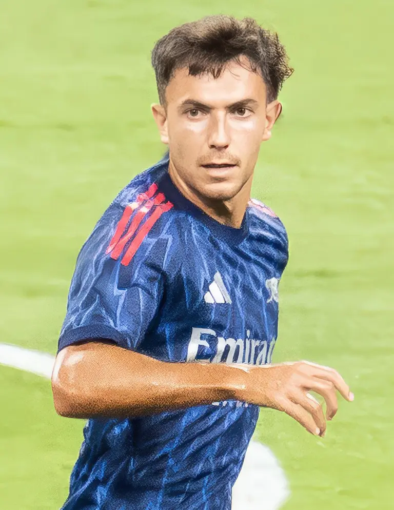 El codiciado pivote de la Real Sociedad, visto como el heredero del mediocampo español y un objetivo estratégico para el futuro del Arsenal.