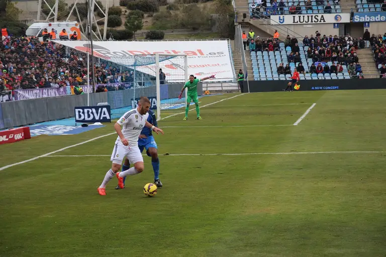 カリム・ベンゼマは、90ゴールでUEFAチャンピオンズリーグ歴代4位の得点者です。