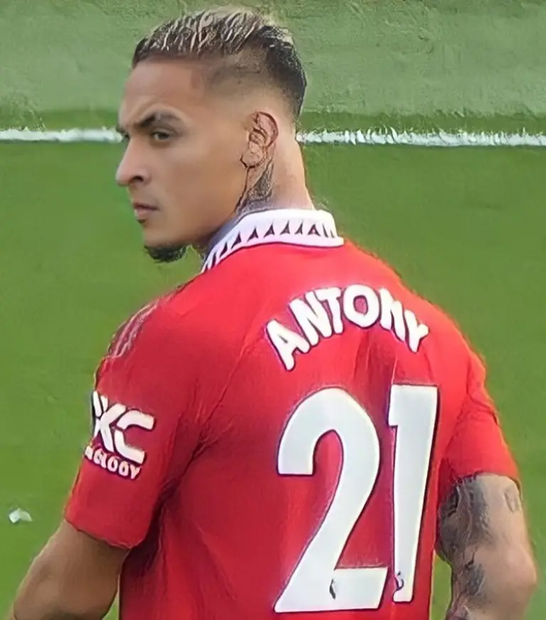 Fichado por una cifra astronómica por ten Hag, Antony ha mostrado destellos de calidad pero aún lucha por justificar su precio con un rendimiento constante.