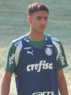 Vitor-Reis-Palmeiras-Sao-Paulo-ago24-2 (cropped).jpg