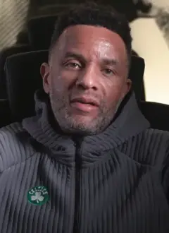 Damon Stoudamire 2021.png