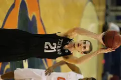 Alex Caruso.jpg