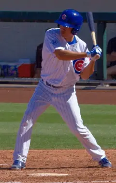 Pin-Chieh Chen batting for the Chicago Cubs in 2015 Spring Training (Cropped).jpg