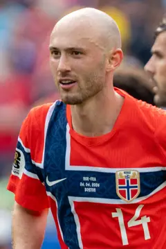 Fredrik Aursnes France v Norway 26 June 26-148 (cropped).jpg