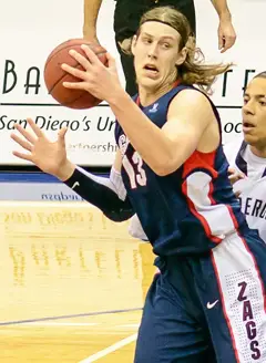 Kelly Olynyk v USD Toreros.jpg