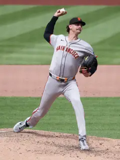 Sean Hjelle pitching, May 25, 2024 - 05-00007 (cropped).jpg