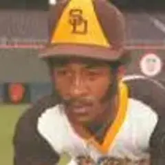 Ozzie Smith - San Diego Padres - 1978.jpg