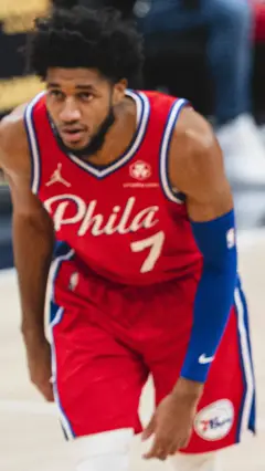 Isaiah Joe (51827251346) (cropped).jpg