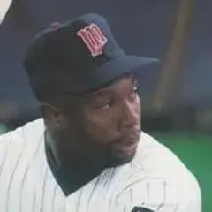 Kirby_Puckett_1987.jpg