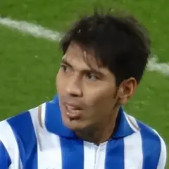 Leonardo Ulloa.jpg