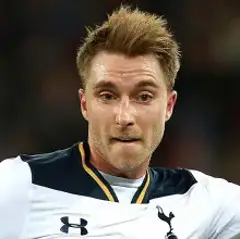 EriksenTottenham2016(cropped) 2.jpg