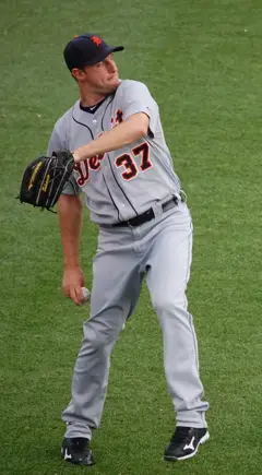 Max Scherzer pregame tigers at royals 2010 06 04 3.JPG