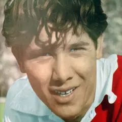 Omar Sivori.jpg