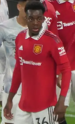 Anthony Elanga Manchester United (cropped).jpg