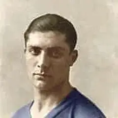 Giuseppe Meazza 1930-1933.jpg