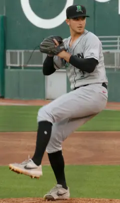 Carson Spiers 25 (cropped).jpg