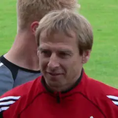 Jürgen Klinsmann 2005.jpg