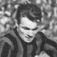 José Altafini - Milan (1950s-60s) - CROPPED.jpg