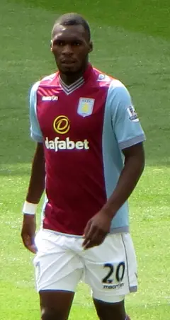 Christian Benteke, Aston Villa 2013 (cropped).jpg