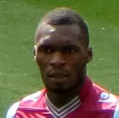 Christian Benteke, Aston Villa 2013 (cropped).jpg