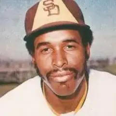 Dave Winfield - San Diego Padres.jpg