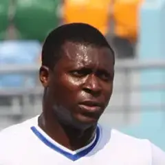 Yakubu in 2013 (cropped).jpg